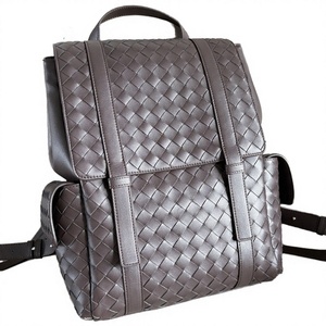 Mochila Unisex de Cuero Genuino Tejido, Estilo Minimalista Normcore, con Patrón de Diamantes, de 20-35L, para Uso Diario - Product Image 2