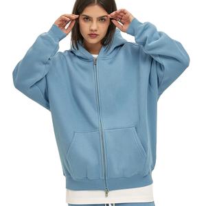 Sudadera con Capucha Extra Grande para Mujer, Forrada 100% Poliéster, Tejido Transpirable, Logotipo Frontal Estampado, Corte Regular - Product Image 3