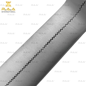 Pinza para Recortar Orejas de Ganado, Tipo L de 7″ con Dientes, de Acero Inoxidable, Profesional, Veterinaria - Product Image 4