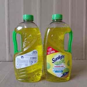 Liquide vaisselle Sunlight au citron 1,5L, écologique, parfum citron vert, avec un ingrédient actif élevé pour une utilisation en cuisine - Product Image 3