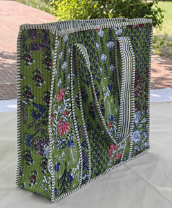 Sac fourre-tout en coton matelassé fait main, imprimé floral vert foncé, sac de shopping bohème - Product Image 4