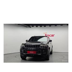 Jeep Cherokee L 3.6 Overland, Modelo Diciembre 2022, 27,793 km, Caja de Cambios Automática, Asientos de Cuero, Volante a la Izquierda, con Cámara Trasera - Product Image 3