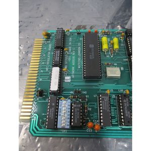 Régulateur MFC Watkins Johnson ASML WJ 977052-001 - Équipement et pièces semi-conductrices d'occasion fiables à l'échelle mondiale - Product Image 1