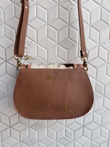 Bolso de Mano de Cuero Vacuno Estilo Occidental, Tallado a Mano, Tamaño Pequeño, Tipo Bandolera, Estilo Bohemio, Hecho a Mano, Multiusos - Product Image 4