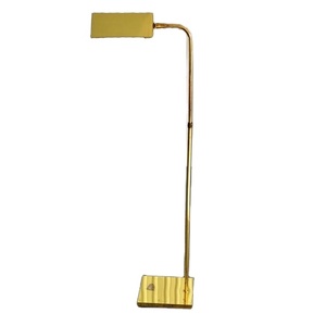 Lámpara de mesa de metal ajustable moderna Nuevo diseño de moda con el mejor acabado Producto caliente hecho a mano para la decoración de la habitación - Product Image 1