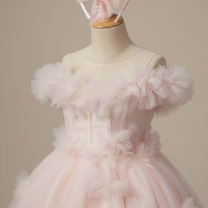 Vestido de Princesa Premium de Fábrica Vietnamita con Hombros Descubiertos, Vestido de Tul con Flores 3D para Bodas y Eventos Especiales - Product Image 4