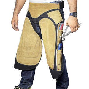 Pantalones de Herrador de Cuero Genuino de Alta Calidad Hechos a Medida, Duraderos y Reutilizables - Product Image 5