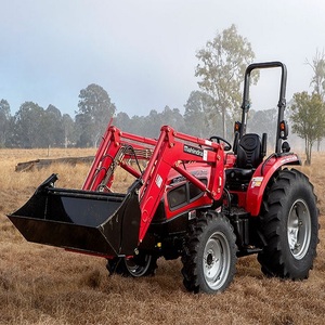 Mini tracteur Mahindra pour travaux agricoles et en champ, facile à utiliser, performances fiables, machine agricole compacte. - Product Image 2