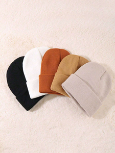 Gorro de Punto Acrílico Personalizado con Diseño de Canalé, Gorro de Invierno de Cachemira con Logotipo Bordado y Patrón Impreso para Viajes o Playa - Product Image 6