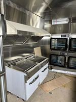 Nouveau modèle 2026 – Plaque de cuisson professionnelle à gaz pour restaurants et hôtels, 2/3 plate et 1/3 rainurée, avec armoire de rangement