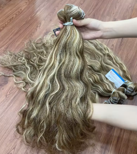 Prix de gros Piano trame ondulée naturelle 100% extensions de cheveux humains vietnamiens Super soyeux sans perte ni emmêlement grand en stock - Product Image 4