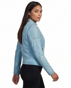 Chaqueta de cuero azul polvo para mujer al por mayor, estilo motociclista asimétrico, con hombros acolchados personalizados, corte ajustado, ropa exterior de fábrica. - Product Image 2