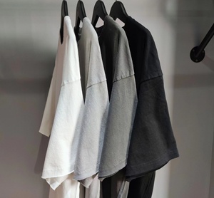 <b>100</b>% Cotton 250gsm Casual Oversized round Neck T-Shirt Rough Edge Solid High Street Style <b>Yarn</b> Dyed Unisex Washed Knitted Fabric - Product Image 4