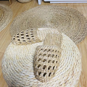 Sandales d'été 2026 faites à la main en jacinthe d'eau du Vietnam, tissées naturellement, pour la plage, vente en gros - Product Image 1