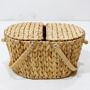 Panier de pique-nique écologique en jacinthe d'eau naturelle avec double couvercle et poignées - Product Image 5