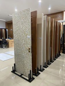 Puerta de Madera MDF de Buena Calidad, Diseño Minimalista, Superficie Acabada con Película de PVC, para Apartamentos Interiores, Fabricada en Vietnam - Product Image 4