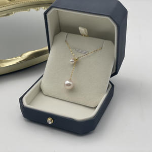 Collar con Colgante de Perla Akoya de Agua de Mar Japonesa con Cadena Doble en Forma de Y de Oro de 18K, Brillante - Product Image 1