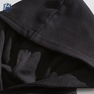 Hoodies d'hiver slim fit en coton mélangé avec impression en relief, tendance et à prix abordable, fabriqués au Pakistan - Product Image 3