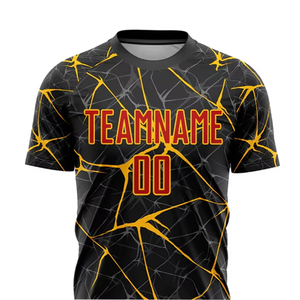 Uniforme de Fútbol para Hombre, Conjunto de Camiseta y Pantalones Cortos Sublimados, Diseño Agrietado Negro y Amarillo, Cuello Redondo, Ajuste Atlético, Absorbe la Humedad - Product Image 4