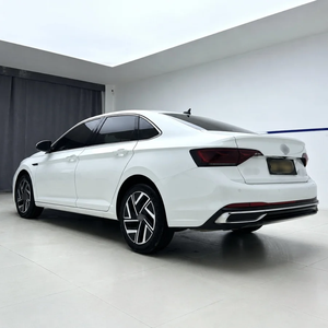 Volkswagen Berline 280TSI Essence 5 Places Phares LED Pneus R17 Climatisation Automatique Écran Tactile Volant à Gauche TPMS - Product Image 5