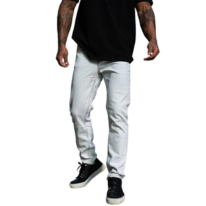 Jeans pour hommes OEM style streetwear en nylon et coton, coupe bootcut, déchirés, extensibles, avec rivets et boutons, pour l'hiver, style hip-hop décontracté - Product Image 1