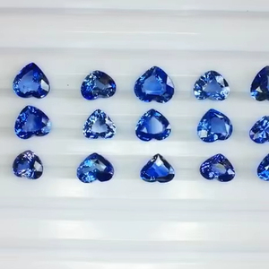Zafiros azules naturales talla corazón, 17.52 quilates, calidad AAA, con un brillo excelente y un bonito color, corte y pulido perfectos. - Product Image 3