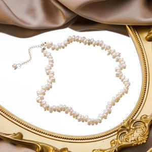 Women's Retro Baroque Style Freshwater Pearl <b>Necklace</b> <b>and</b> <b>Bracelet</b> <b>Set</b> Petal Fashion Jewelry with Temperament - Product Image 4
