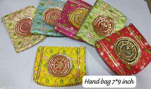 Bolsas Tradicionales con Cierre para Dulces, Regalos para Bodas, Fiestas, Pooja, Recuerdos para Fiestas Indias en Múltiples Diseños 2026 OEM Venta al Por Mayor - Product Image 3