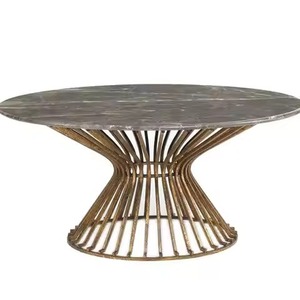Mesa de centro redonda con base de metal negro y superficie de madera natural, éxito de ventas, para oficina moderna, recepción o sala de estar. - Product Image 4