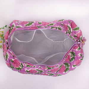 Pochette de rangement cosmétique personnalisée à motif floral, en coton matelassé fait main, sacs de voyage pour maquillage et articles de toilette pour femmes, imprimés au bloc - Product Image 5
