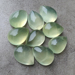 Cabujón de Prehnita Natural en Forma de Lágrima, Gema Calibrada en Forma de Pera con Reverso Plano, Disponible en Todos los Tamaños - Product Image 5