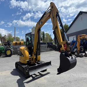 Mini-excavatrice hydraulique CAT durable, conçue pour les petits chantiers de construction, les opérations agricoles et les projets de aménagement paysager - Product Image 6
