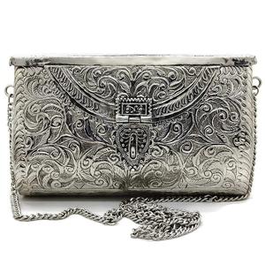 Bolso de mano de noche de lujo estilo antiguo God Grace Craft, grabado en metal, hecho a mano, plateado, floral, rectangular, con correa de cadena, para boda - Product Image 5