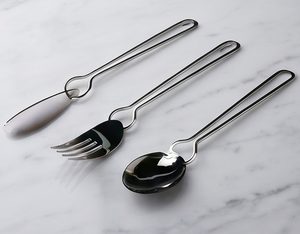 Ensemble de couverts minimalistes en acier inoxydable, finition miroir haute brillance, compatible lave-vaisselle, pour la restauration, la maison, l'hôtellerie et la cuisine. - Product Image 1