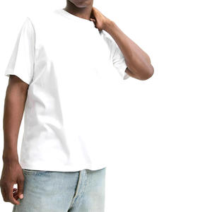 T-shirt classique pour homme à col en V |   Logo avant |   Toile |   Manches courtes |   Solide |   Écologique |   Respirant et à séchage rapide |   Anti-UV | - Product Image 4