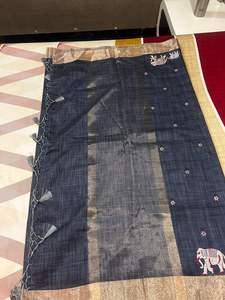 ผ้าซารีวิสโคสแบบดั้งเดิมสำหรับงานเลี้ยงฤดูหนาว Regal Gajraj - ซึมซับความชื้น ไม่ยับง่าย เหมาะสำหรับงานแต่งงานของผู้หญิง - Product Image 4