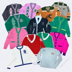 Cardigan en laine acrylique tricoté sur mesure pour les organisations, les sororités, les vêtements grecs, avec broderie et logos en chenille - Product Image 1