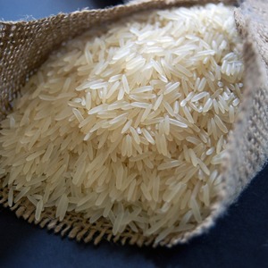 Arroz Blanco Orgánico de Grano Mediano Fresco de Cosecha, Suministro de Alimentos Orgánicos para Compradores, Selección Premium de Granos Secos para Exportación - Product Image 2