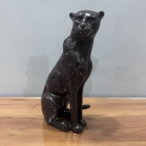 Sculpture de table en aluminium à motif animal moderne Artisan Design TD585 avec finition noire pour la décoration de la maison - Product Image 1