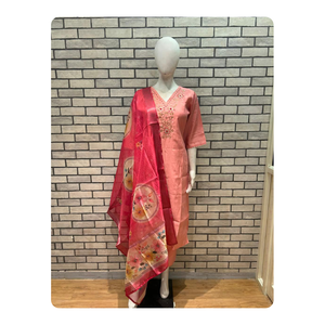 Conjunto de Ropa Tradicional India de 3 Piezas para Mujer, Diseño Premium de Exportación, Hecho a Mano, para Fiestas, Lavable, con Estampado Laxmi - Product Image 2