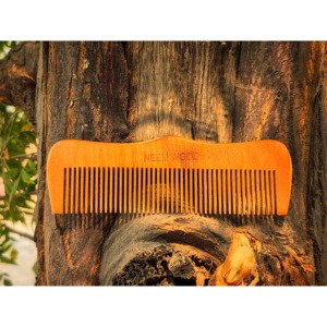 Peigne à cheveux en bois de Neem naturel, fait à la main, antistatique, démêlant, écologique, élégant, outil de soin des cheveux - Product Image 1