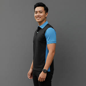 Vente en gros TERZO SPORTS Chemise Homme Noire et Bleue à Manches Courtes Col Rabattu Coupe Classique Respirante en Polyester Tricoté Décontractée avec Logo - Product Image 3