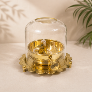 Diya Akhand en laiton avec couvercle en verre, lampe à huile éternelle décorative en laiton pour la décoration de temple et de maison, Diya à combustion longue durée - Product Image 1