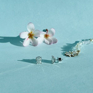 Pendientes de diamantes cultivados en laboratorio con certificación GIA de 1.25 CT, corte radiante, color E, VVS1, corte excelente, para oro blanco de 18k, diseño unisex minimalista. - Product Image 5