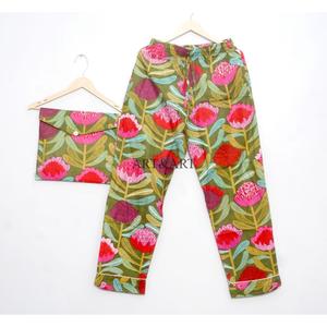 Conjunto de Pijama de 2 Piezas para Mujer con Estampado Floral, Manga Larga, Botones, Ropa de Dormir 100% Algodón Orgánico con Bolsa de Algodón - Product Image 5