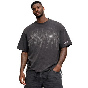 เสื้อยืดผู้ชายคุณภาพสูงลายเฟดประดับเพชรเทียมแบบกำหนดเอง เสื้อยืดโอเวอร์ไซส์ผ้าฝ้าย ผู้ผลิตเสื้อผ้าสตรีทแวร์ ดีไซน์ไล่เฉดสี รับผลิตแบบ OEM จำนวนมาก - Product Image 2