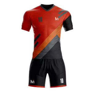 Uniforme de Fútbol Personalizado de Alto Rendimiento, Conjunto de Fútbol Premium con Impresión por Transferencia de Calor, Transpirable, Tallas Grandes, Jersey y Pantalones Cortos - Product Image 4