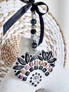 Décoration suspendue artisanale en verre Art Déco en forme de cœur, mosaïque, pour Thanksgiving, faite à la main, ornementale, ETHEREAL BLUSH BLOSSOM - Product Image 6