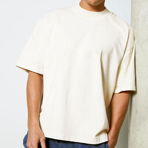 T-shirt homme en coton épais imprimé sur mesure, coupe oversize de luxe à épaules tombantes, style boxy, haute qualité, prix bas - Product Image 1