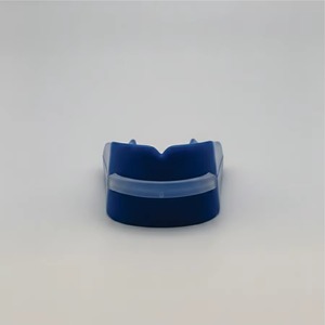 Protector Bucal Profesional de Doble Color para Boxeo, Venta al Por Mayor, Ligero, Color Personalizado, Precio Accesible - Product Image 3